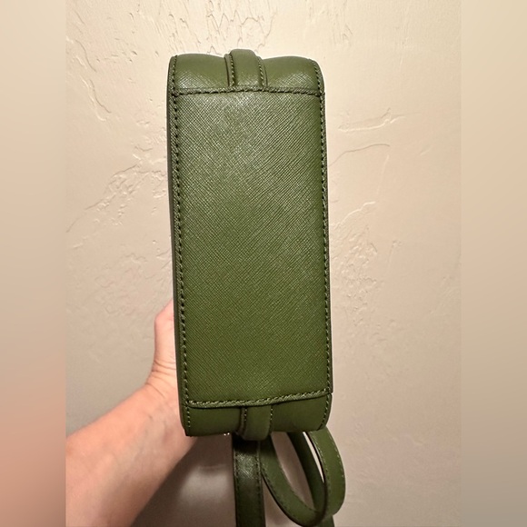 KATE SPADE GREEN CROSSBODY BAG & WALLET - Picture 4 of 12